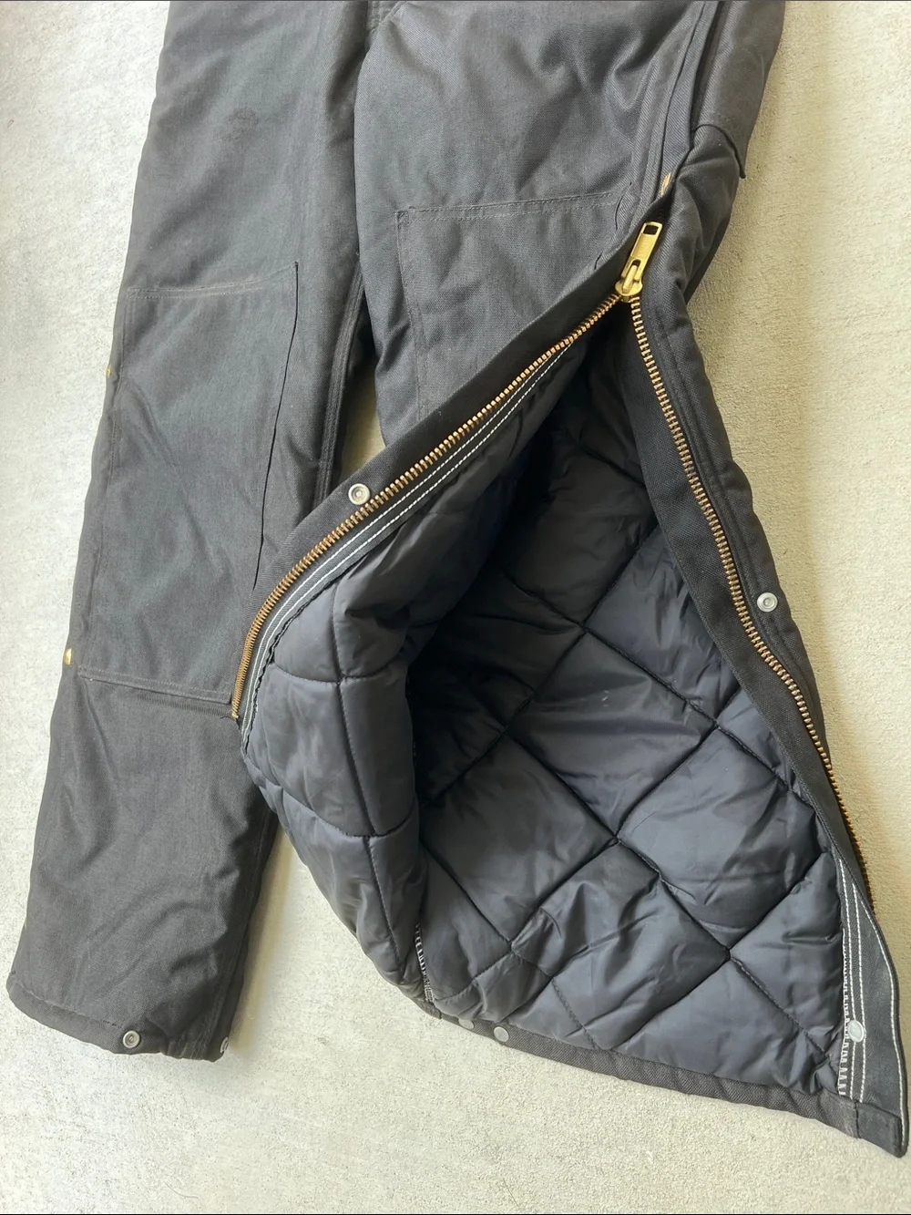 Carhartt | Black Insulated Men’s Bib Overalls Snap Leg Closures Sz 34 x 32